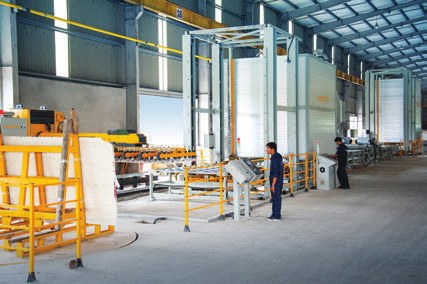 Xưởng gia công đá tấm tại nhà máy IBS