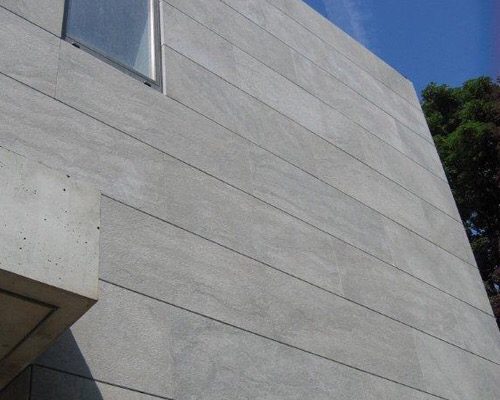 Tường ngoại thất ốp limestone xám