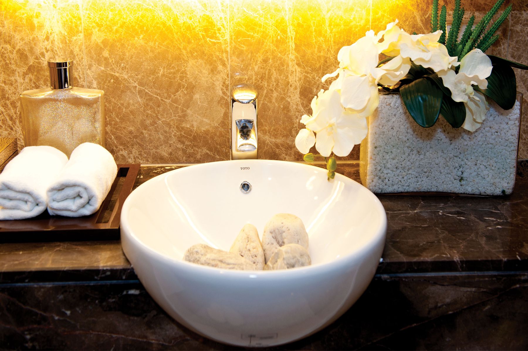 Sofitel Saigon Plaza 2